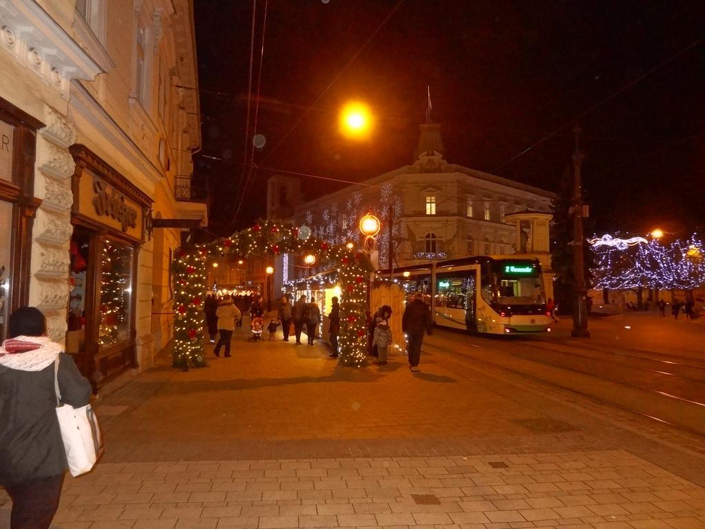 Dia Apartman Miskolc Kamer foto